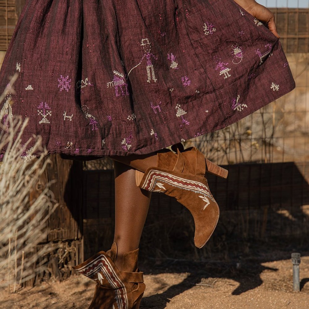 1950s Oaxaca, Mexico Skirt and Poncho - Picture 4 of 6